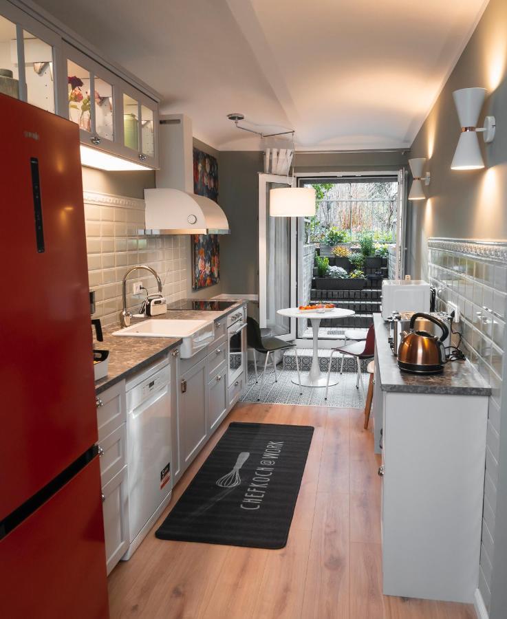 90qm Zentrum Naehe Prenzlauer Berg, 2 Baeder Appartamento Berlino